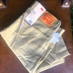 Men’s Levi 511 Corduroy Slim Cut-Off Short 34